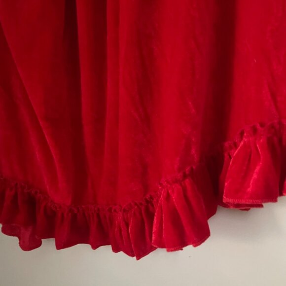 Red Riding Hood Velvet Cape - Picture 5 of 5